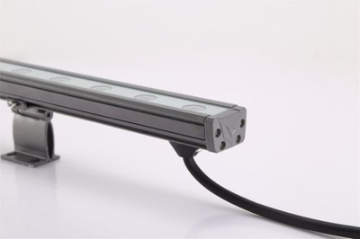 Buen precio con la alta calidad china IP65 24W LED Lavadora de pared
