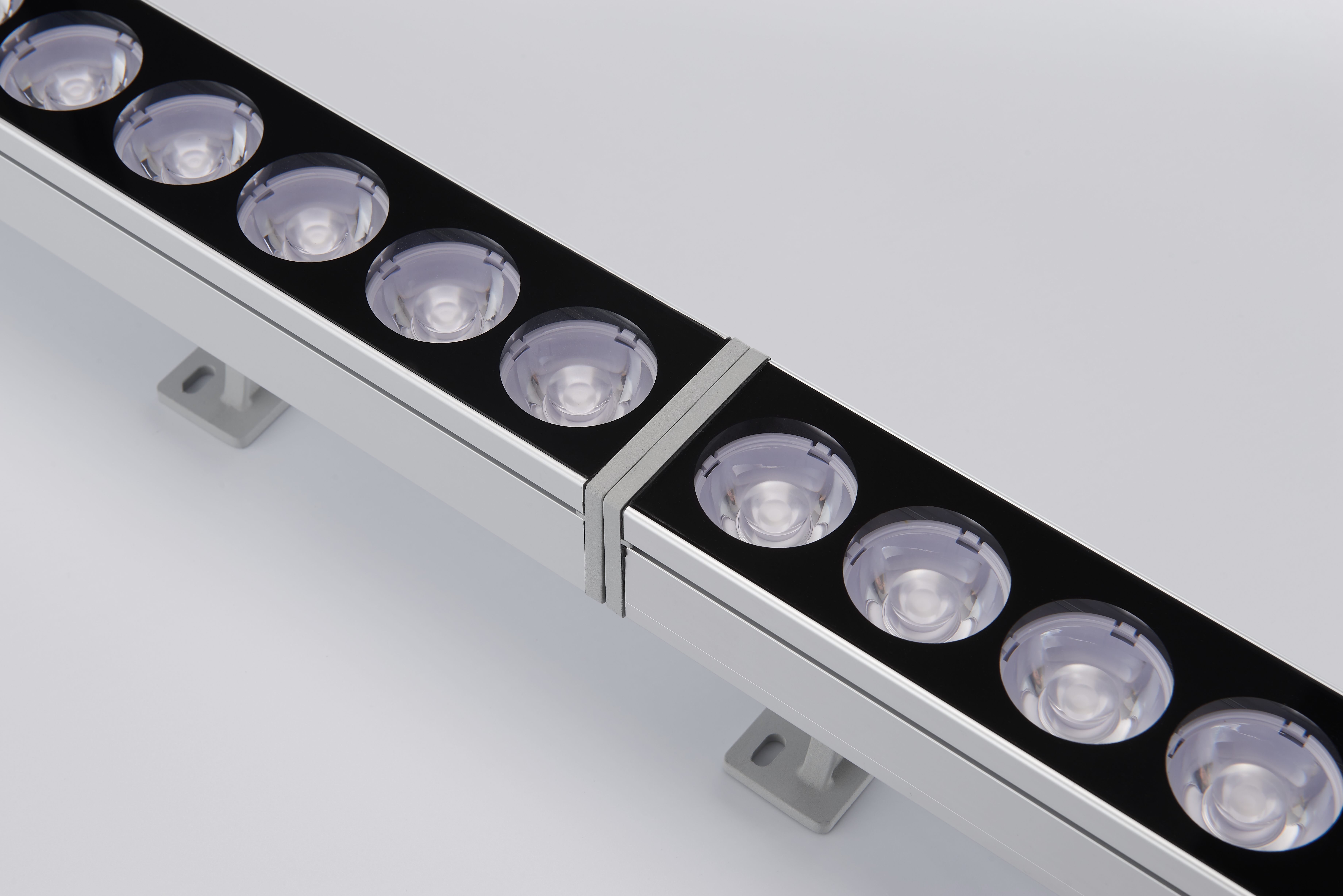 Luz de pared exterior RH-W24 IP66 108W LED Lámpara de arandela de pared de alta potencia